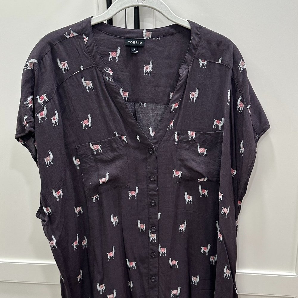 Torrid Llama Blouse Size 1